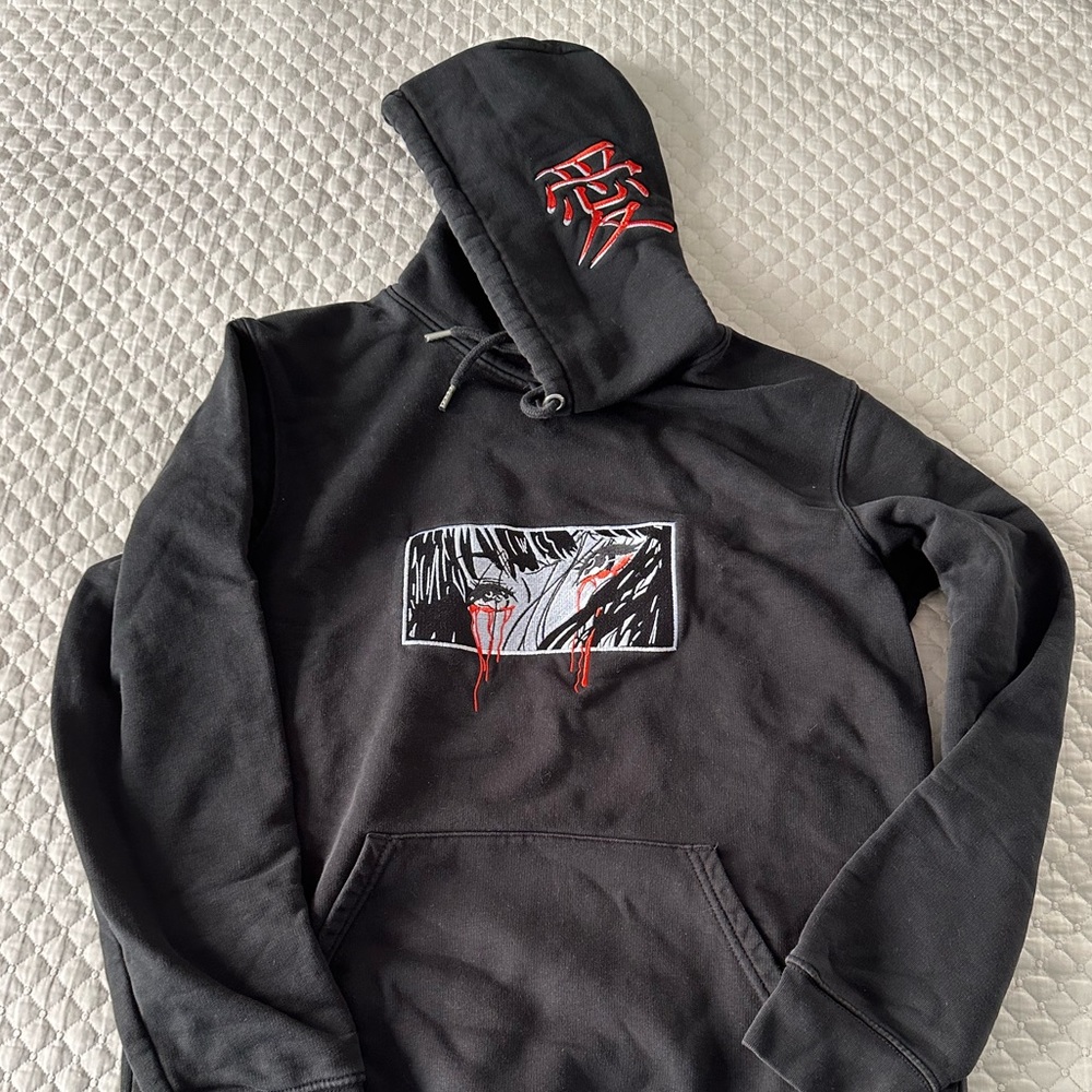 Heavyweight black hoodie embroidered manga girl aesthetic